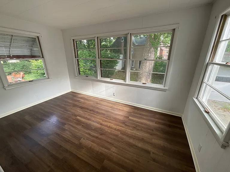 3709 Woodridge Rd — Photo 12