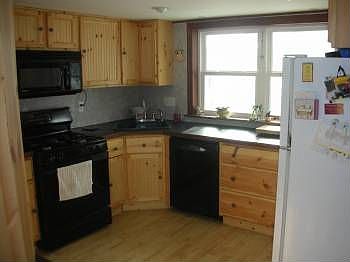 5th image of 8414 East Ave