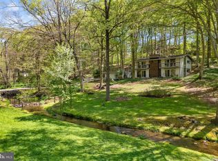 910 Crossan Rd, Newark, DE 19711