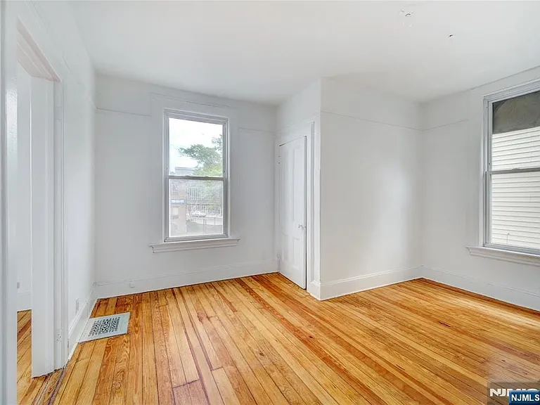 444 S Broad St #442 — Photo 12