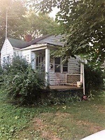 2nd image of 121 Newman St