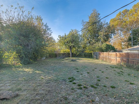4th image of 4216 NW 20th St