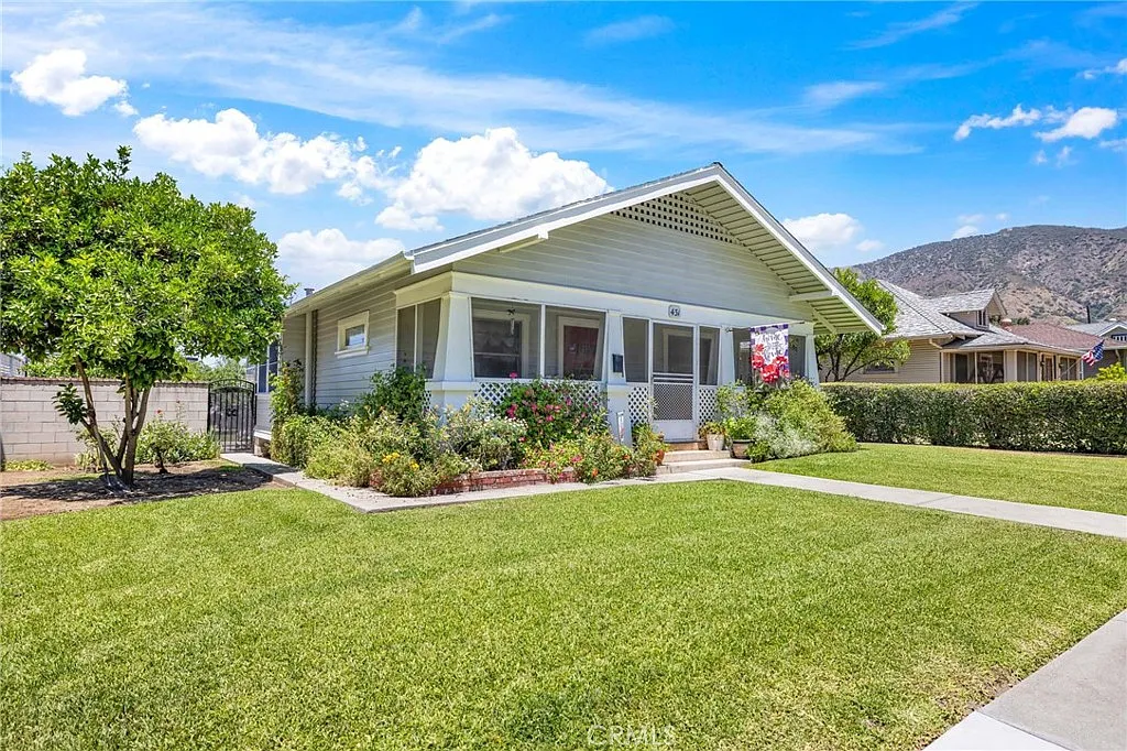 5 bed, 2165 sqft, $4,500 — Photo 2