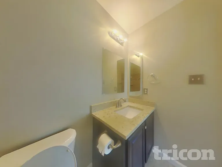 1711 Crimson Pl — Photo 17