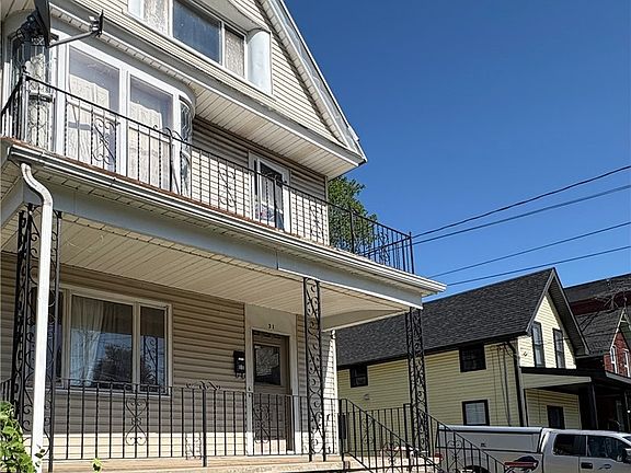 3rd image of 31 Herkimer St