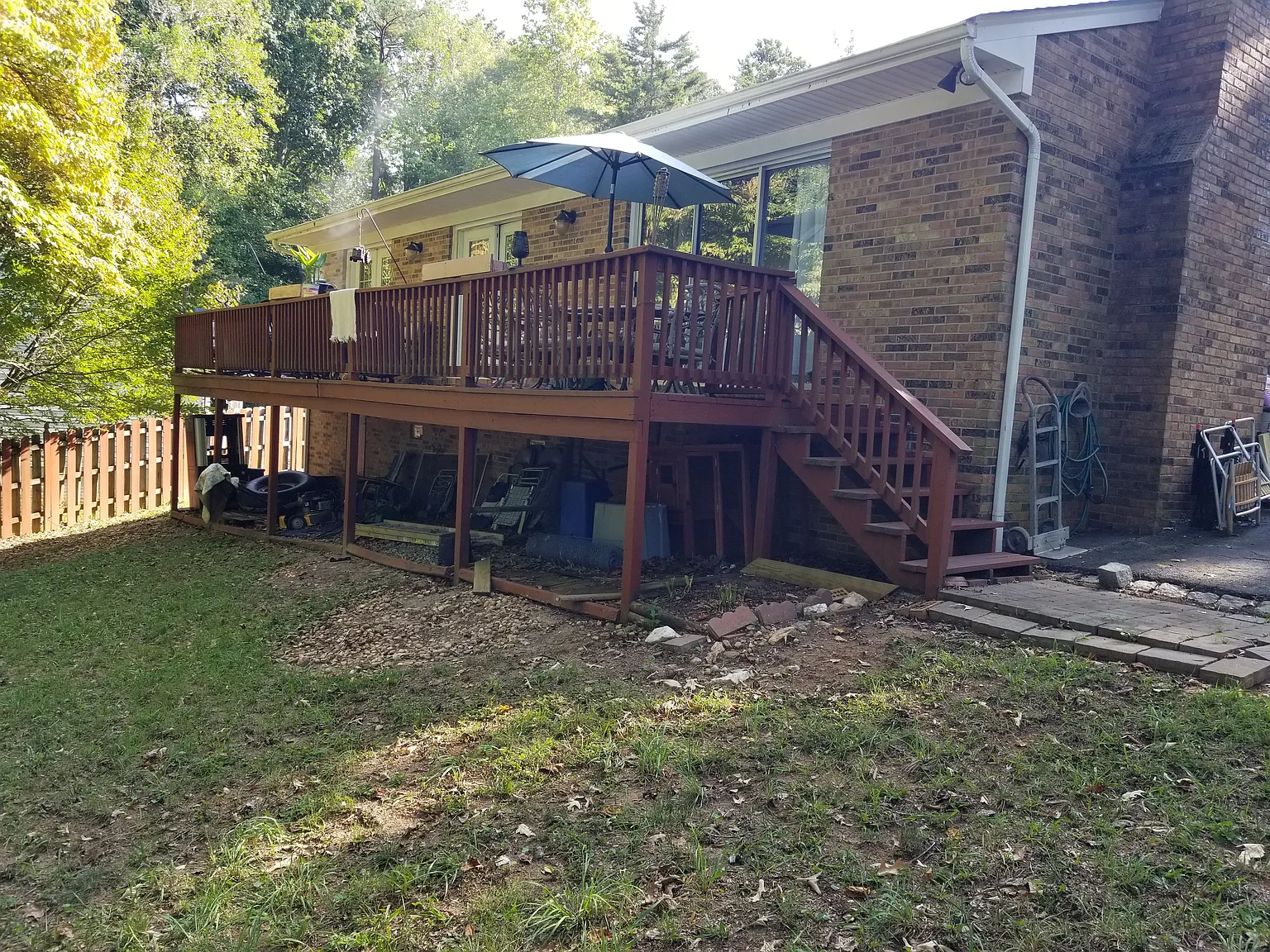2101 Lakeview Dr — Photo 4