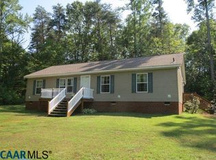 31 Coffeys Rd, Farmville, VA 23901