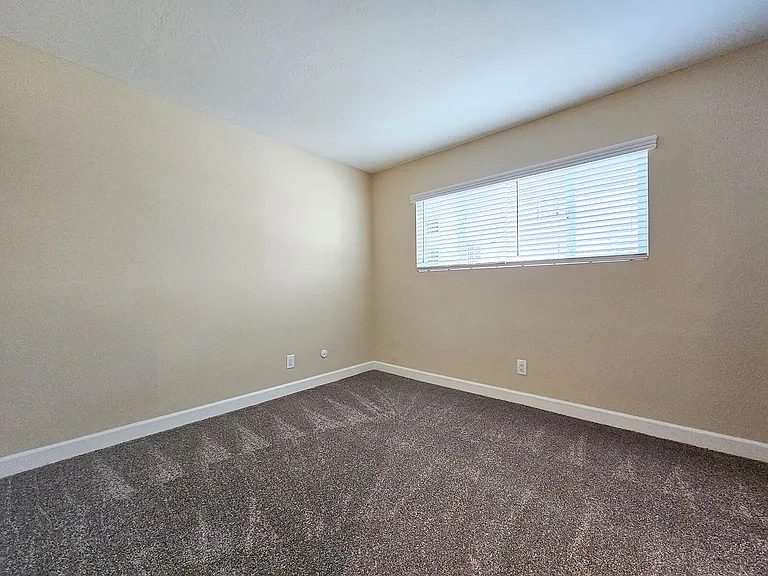 5946 Lauretta St — Photo 18