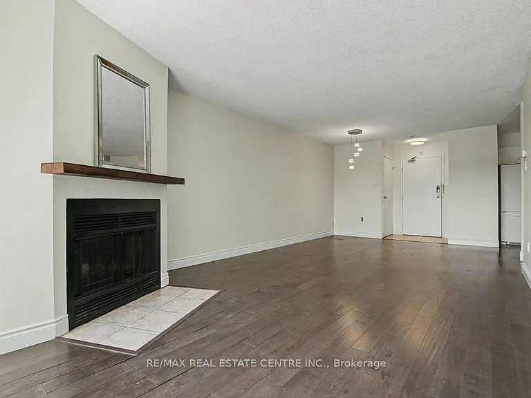 15 Hofstetter Ave #313 — Photo 11