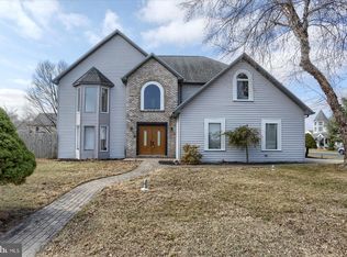 1021 Kent Dr, Mechanicsburg, PA 17050