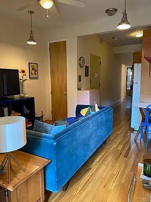 Rented by R New York | media 2