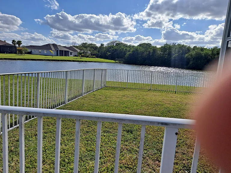 631 Tangelo Cir SW — Photo 4