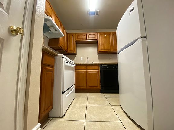 2nd image of 7602 Alabama St