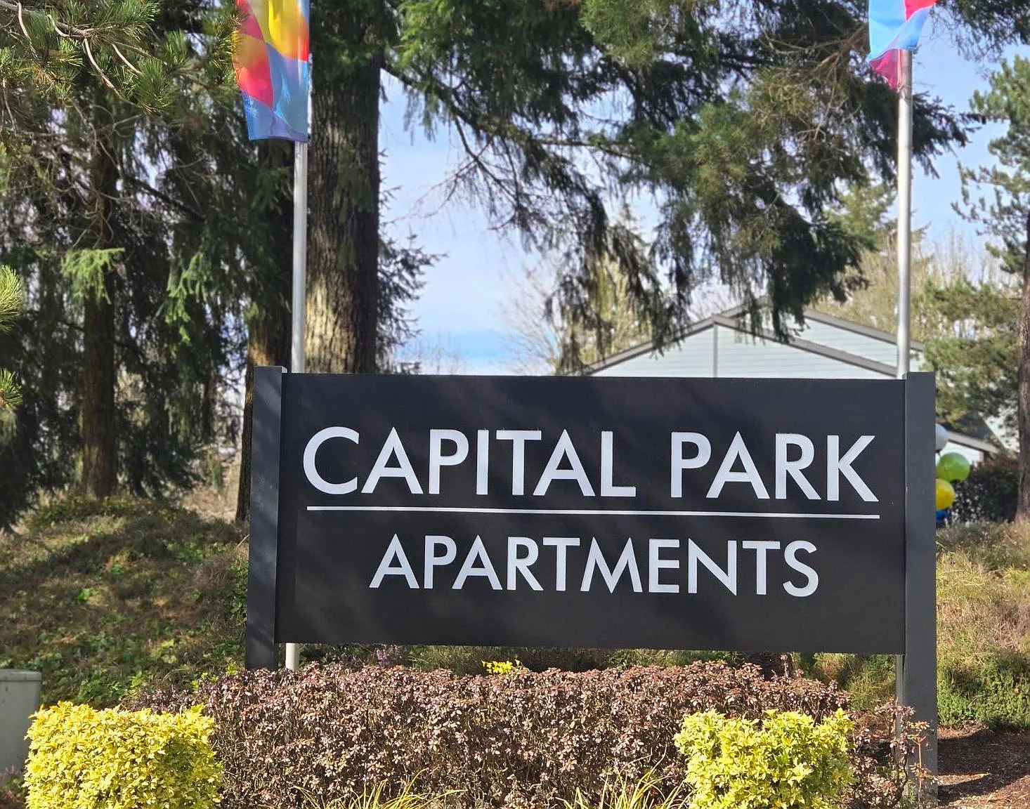 Capital Park — Photo 3