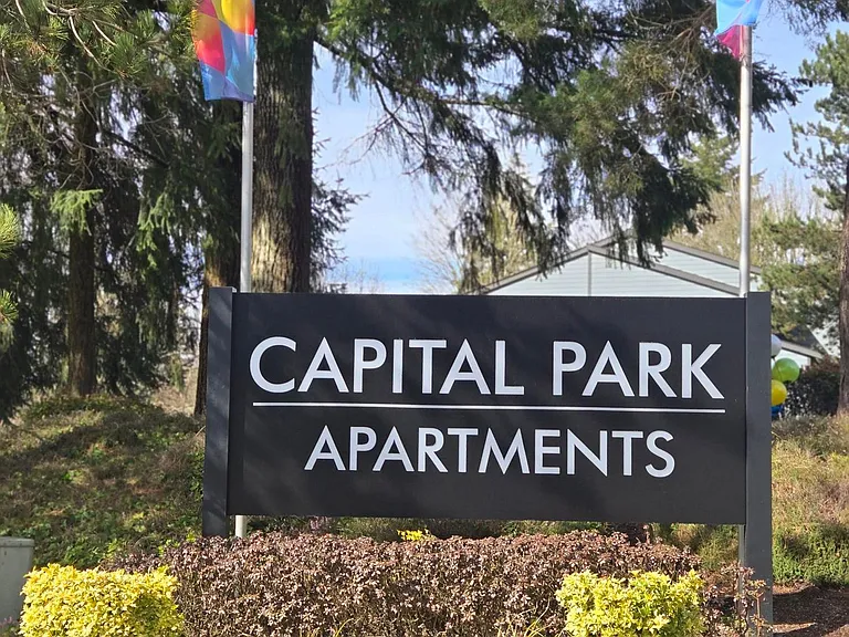 Capital Park — Photo 3