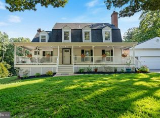 1220 Hollyberry Ct, Huntingtown, MD 20639