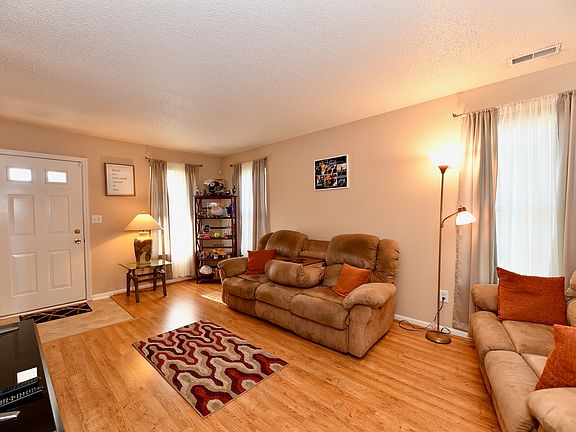 2nd image of 4334 Village Bend Ct