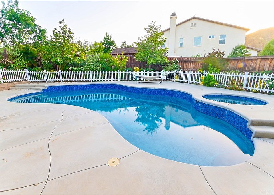 1st image of 28419 Pacific Ct
