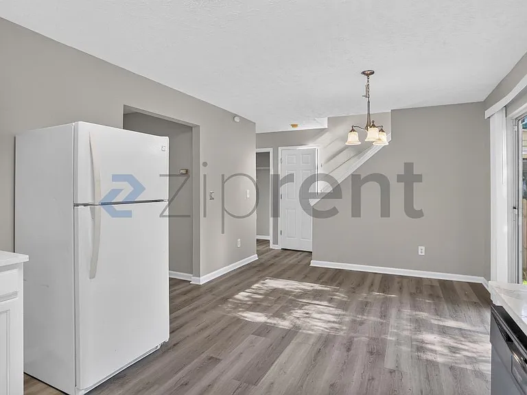 940 Melrose Park Pl — Photo 11
