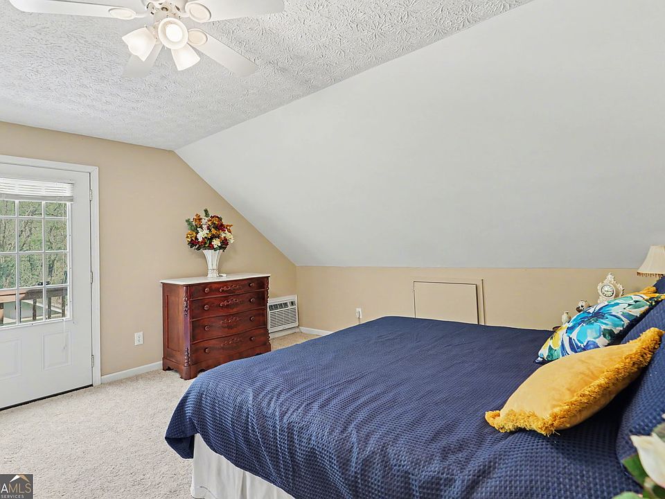 34th image of 542 Eastern Cross Ln