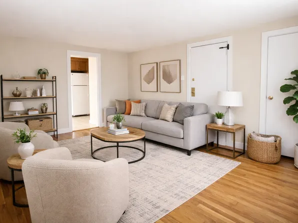 95 Copeland St #4, Quincy, MA 02169