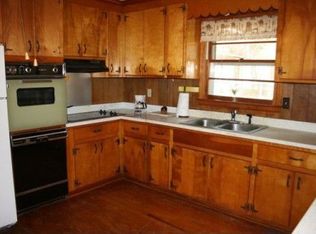 528 Ridge Rd, Leesville, SC 29070