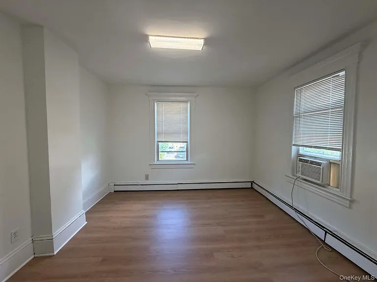 37 Riverside Dr #B — Photo 12