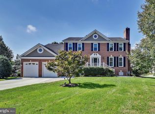 4 Summer Fields Ct, Lutherville Timonium, MD 21093