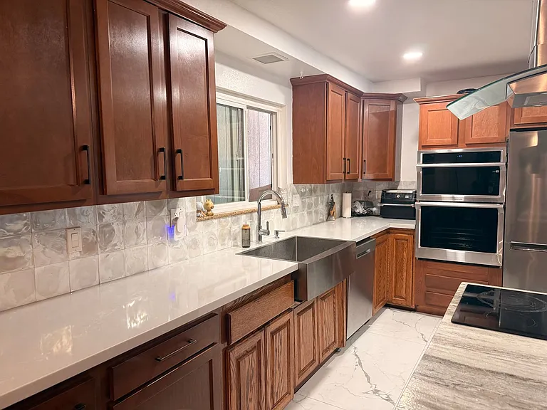 1710 E Fruit St — Photo 17
