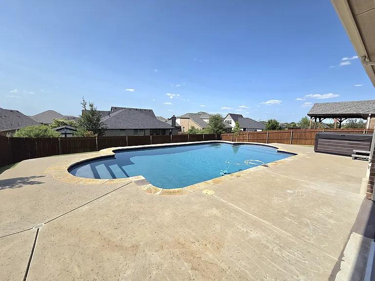 6916 Talon Dr — Photo 35