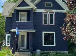 103 N 3rd St, Winneconne, WI 54986