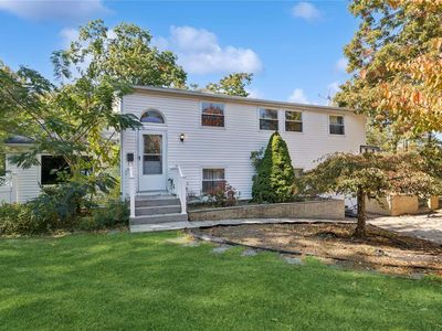 290 Arrowhead Lane, South Setauket, NY, 11720