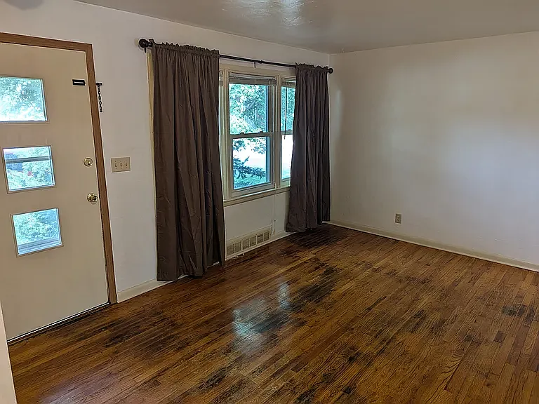 2 bed, 800 sqft, $875 — Photo 4