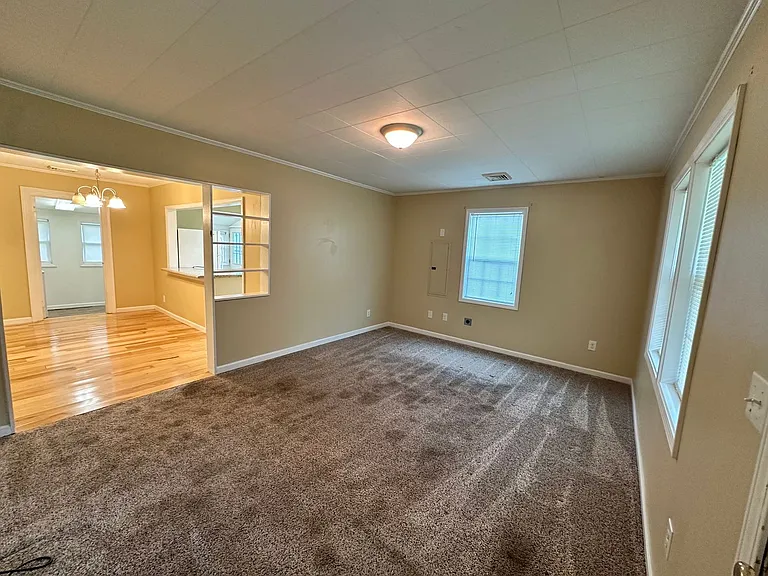 814 Mayfield Hwy — Photo 2