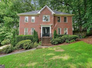 2415 Woodbridge Dr, Marietta, GA 30066