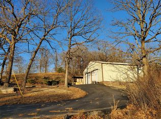 25464 Majestic Ln, Lebanon, MO 65536