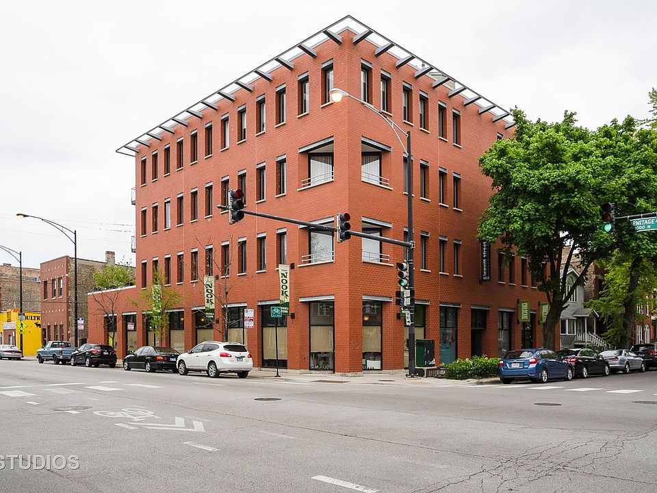1st image of 1955 N Leavitt St APT 2C