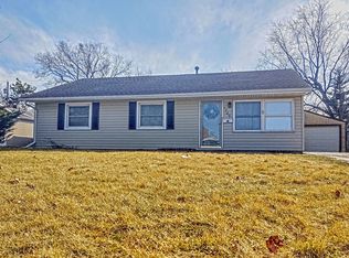 1709 Sandra St, Champaign, IL 61821