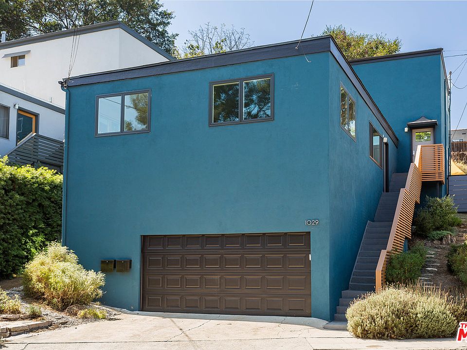 1st image of 1029 1/2 N Avenue 50