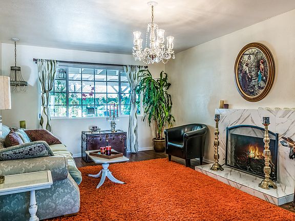 4th image of 3210 E Vermillion St