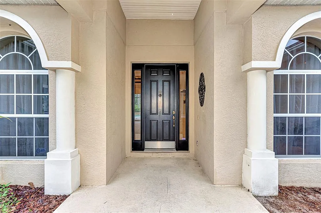 4 bed, 3.0 bath, 2578 sqft, $4,500 — Photo 3