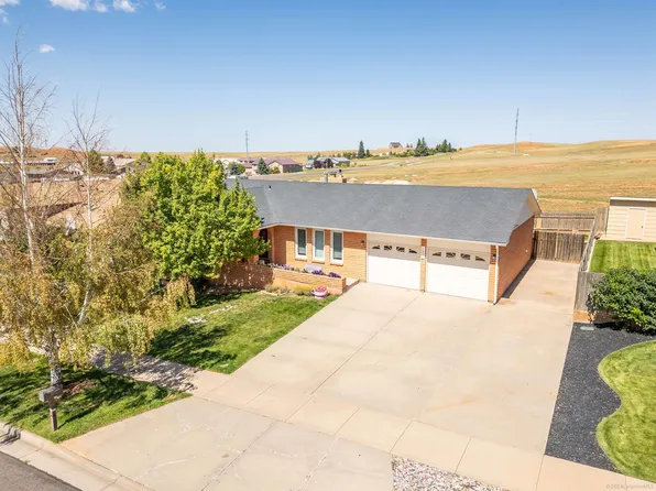 1603 Beaufort St, Laramie, WY 82072