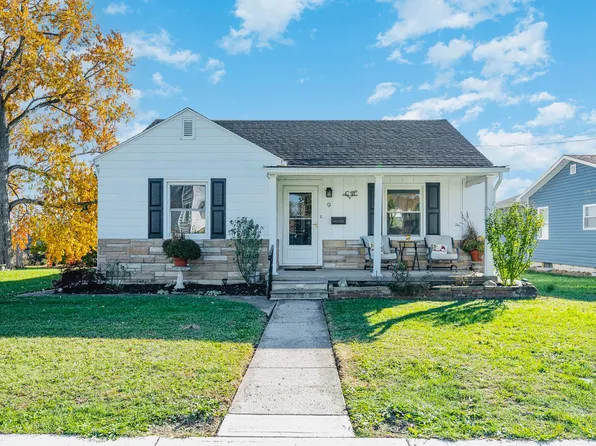 9 E Silver St, Wapakoneta, OH 45895