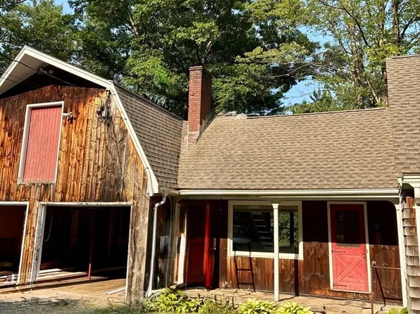 9 Laurel Ln, Princeton, MA 01541