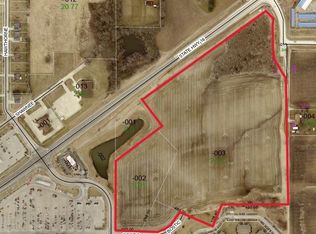 East St #16, Charleston, IL 61920