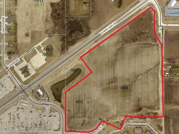 East St #16, Charleston, IL 61920