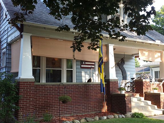 2nd image of 118 N Church St