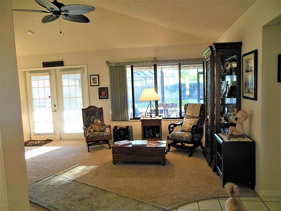 5th image of 508 Crystal Lake Dr