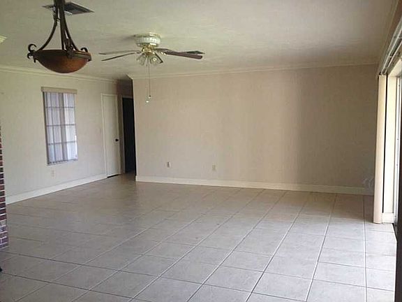 3rd image of 20530 SW 82nd Ave