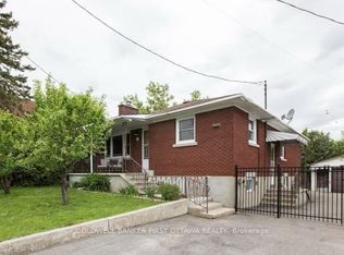 1347 Dorchester Ave, Ottawa, ON K1Z 8E8